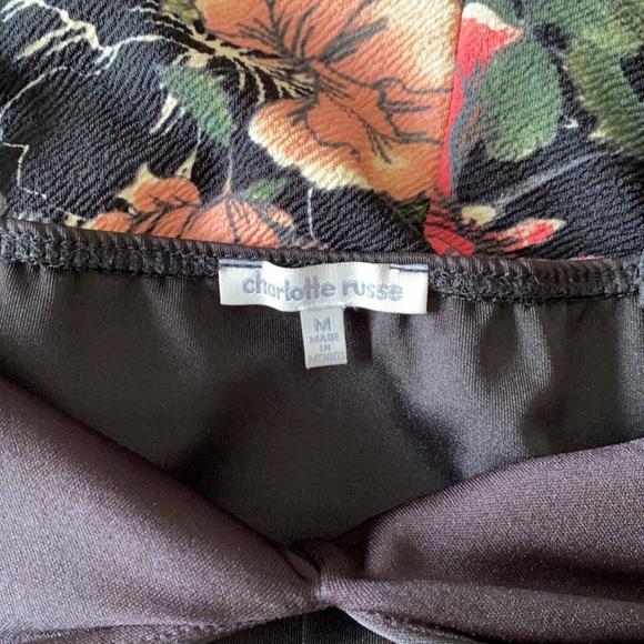 Charlotte Russe Floral Dress (M) - Picture 5 of 5